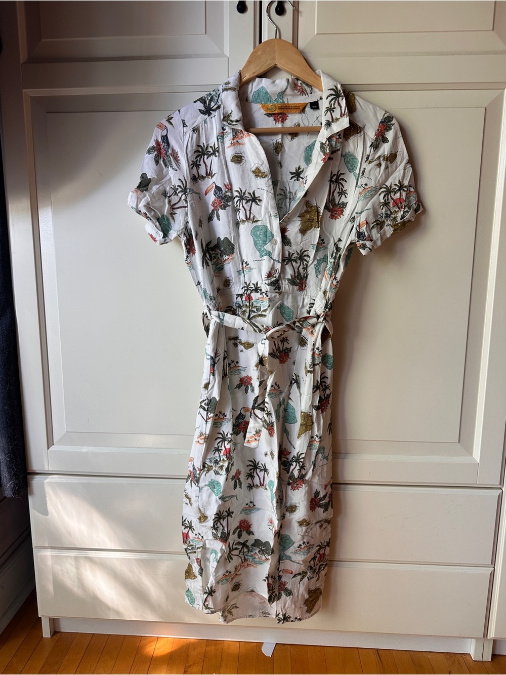 twik vintage look White Tropical Midi Shirt Dress